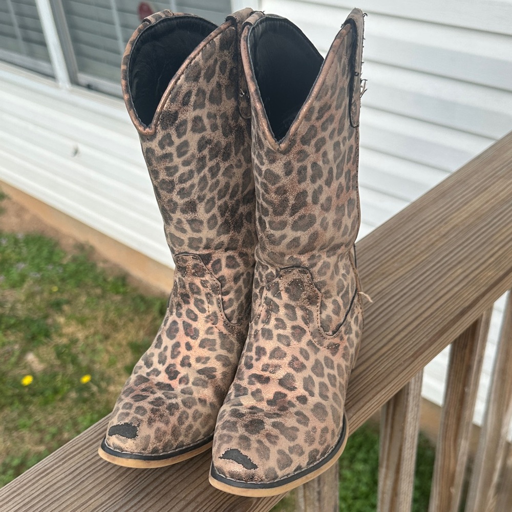 Shimmery Leopard Print Western Cowgirl Boots - GIRLS sz 12 - Picture 2 of 12